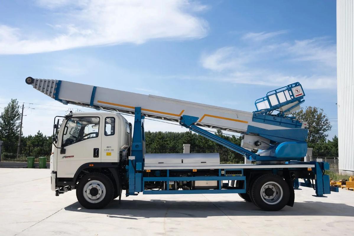 黄竹镇云梯上料车租赁费用